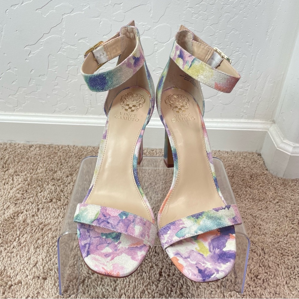Vince Camuto Acelyn Floral Pastel Watercolor Strap Block Heel Mermaid Sandal - Picture 16 of 16